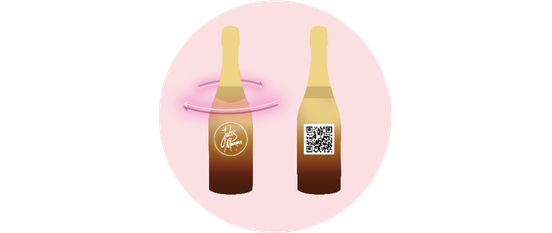 Eine schicke Flasche mit einem goldenen Etikett und QR-Code, die in einem runden, rosa Rahmen präsentiert wird.